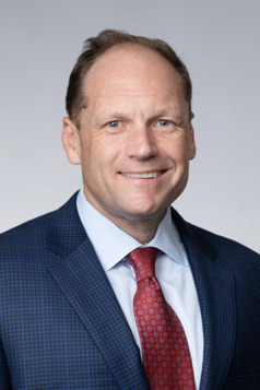 Picture of Robert T. Naumes Jr.